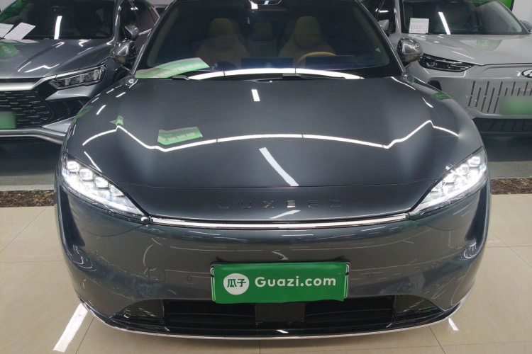 鸿蒙智行 智界R7 2024款 纯电 802km Max车身外观2