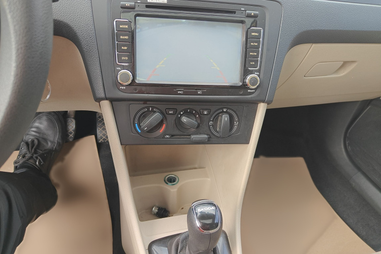 斯柯达 昕锐 2015款 1.6L 自动智选型局部细节16