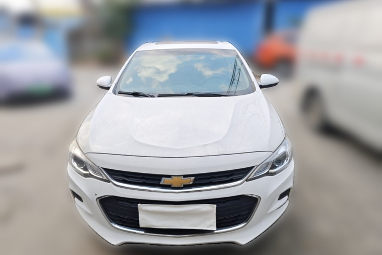 雪佛兰 科沃兹 2019款 320 自动欣悦版车身外观2