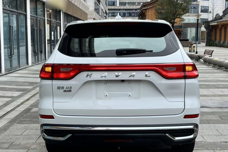 哈弗M6 2021款 PLUS 1.5T 手动精英智联型车身外观6
