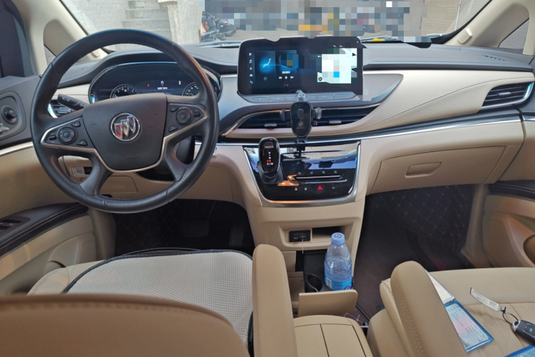 别克GL8 2023款 改款 陆上公务舱 豪华型中控内饰7002