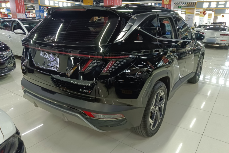 现代 2023款 途胜L 1.5T 自动两驱DLX豪华版车身外观7