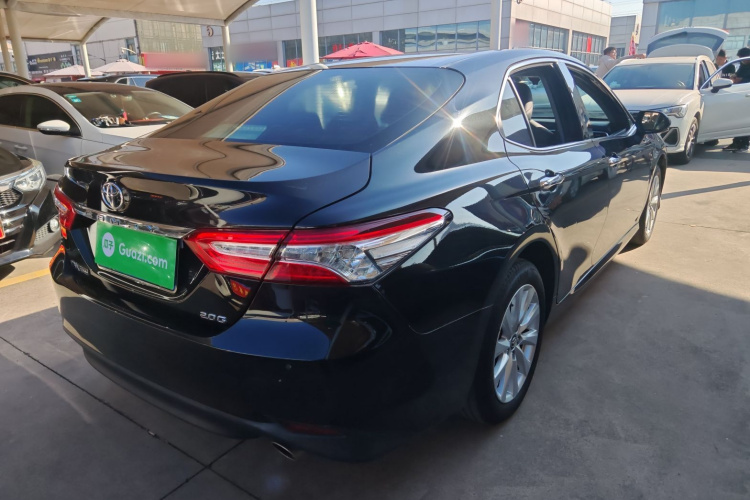 丰田 凯美瑞 2019款 改款 2.0G 豪华版车身外观7