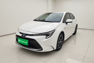 丰田 雷凌 2023款 智能电混双擎 1.8L 豪华版