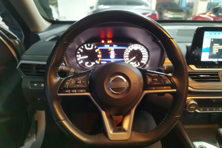 日产 天籁 2021款 2.0T XL Upper AD1 智享领航版中控内饰13