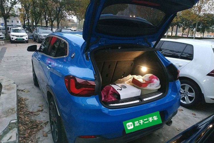 宝马X2 2021款 sDrive25i 尊享型M越野套装机舱底盘23