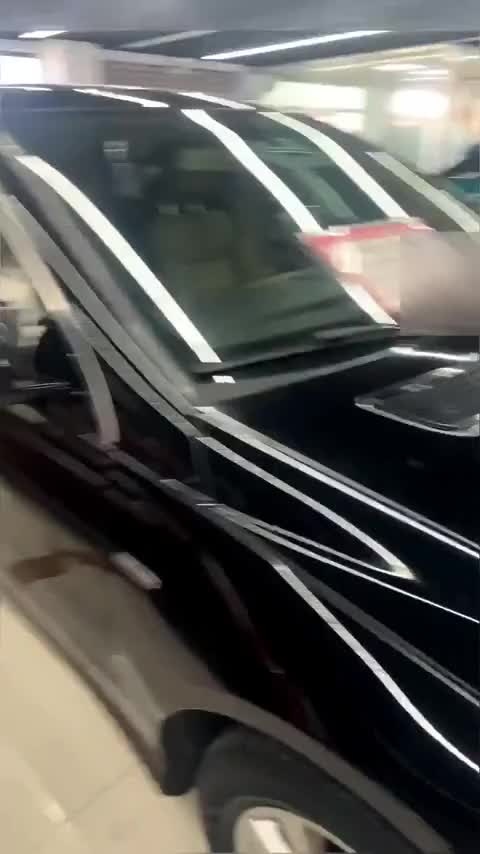 奔驰R级 2017款 R 320 4MATIC 商务型臻藏版讲解1