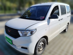 五菱汽车 五菱宏光V 2022款 1.5L劲取版电动助力LAR