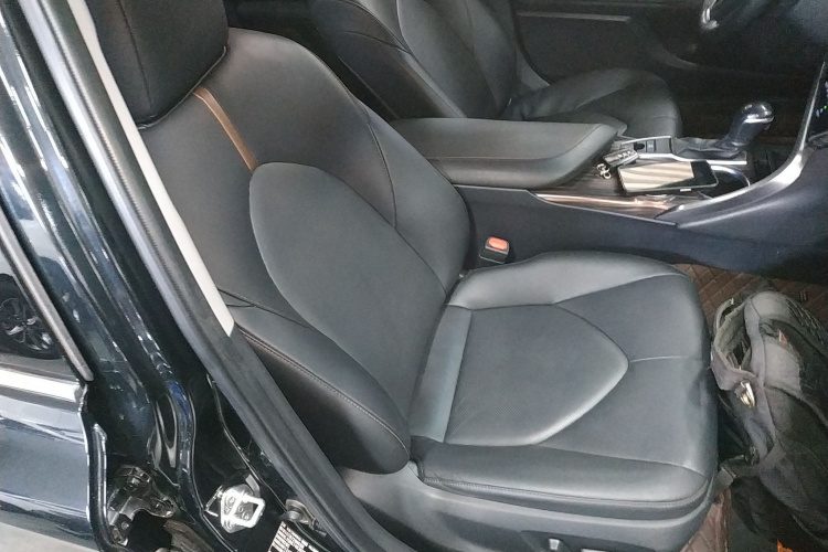 丰田 凯美瑞 2019款 2.0G 豪华版 国VI局部细节41