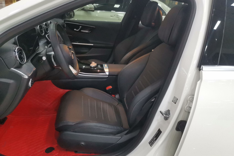 奔驰C级 2023款 改款 C 200 L 运动版中控内饰19