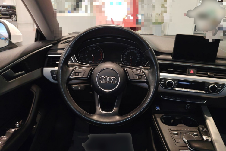 奥迪A5 2017款 Sportback 45 TFSI 时尚型中控内饰13