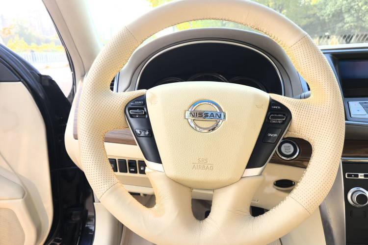 日产 天籁 2011款 2.5L XL领先版中控内饰7006