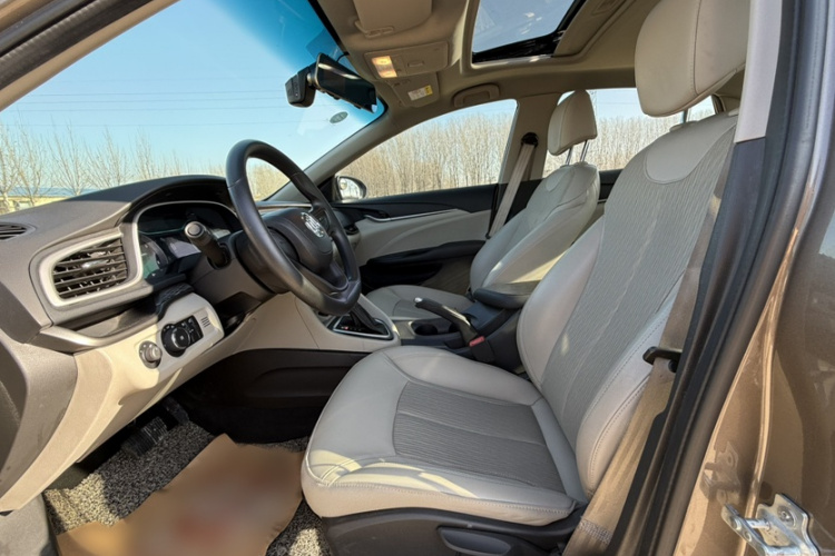 别克 英朗 2016款 15N 自动精英型中控内饰7002