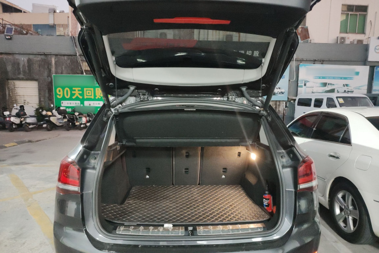 宝马X1 2022款 xDrive25Li 尊享型局部细节23