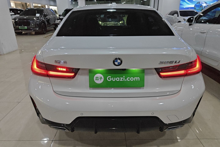 宝马3系 2025款 325Li M运动套装车身外观6