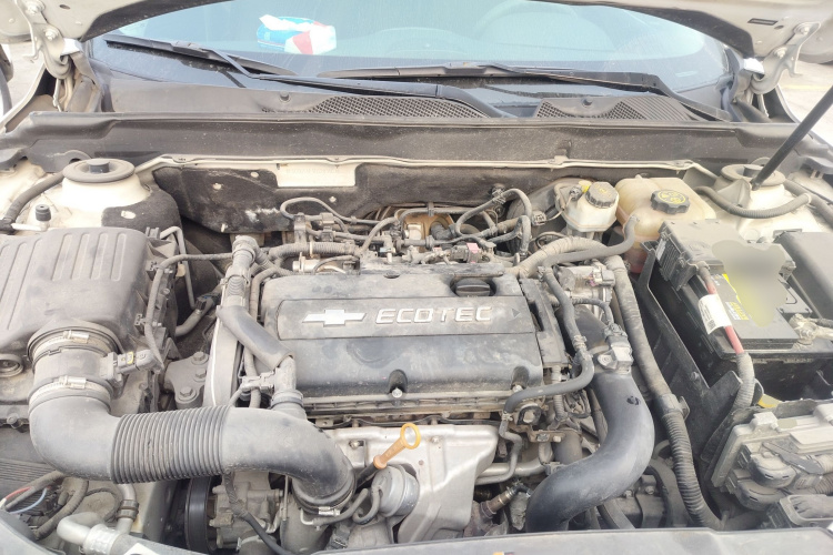 雪佛兰 迈锐宝 2013款 1.6T 自动舒适版机舱底盘24