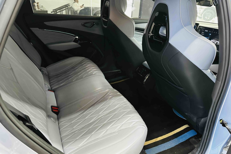 比亚迪 海豹 2022款 550km 标准续航后驱版尊贵型中控内饰7003