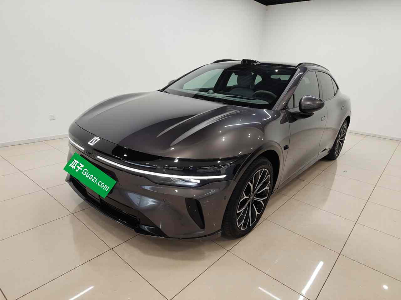 极氪007GT 2025款 后驱智驾版 75kWh(2)