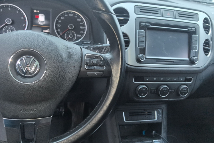 大众 途观 2015款 1.8TSI 自动两驱豪华型中控内饰12