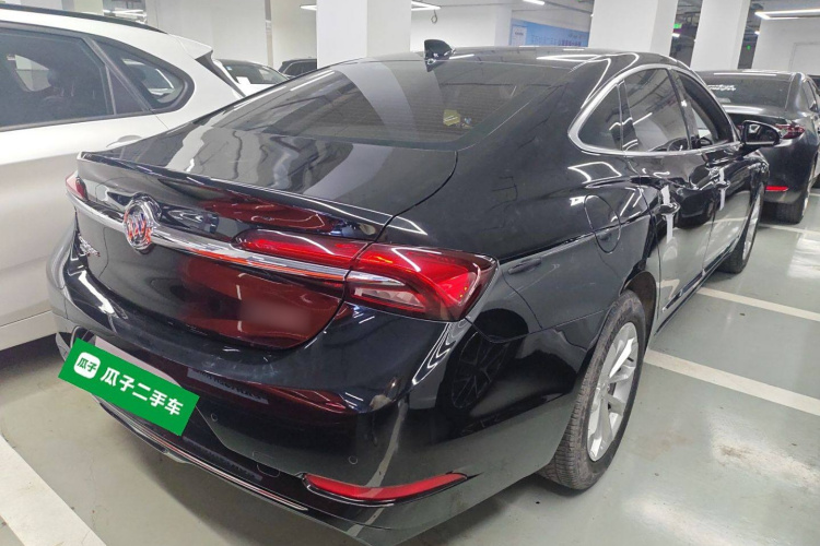 别克 君越 2022款 552T 豪华型车身外观7