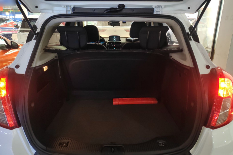 别克 昂科拉 2015款 1.4T 自动两驱都市精英型局部细节23