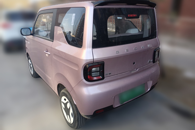 吉利银河 熊猫 2025款 210km 元气熊车身外观5