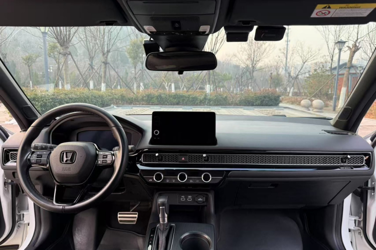 本田 思域 2022款 240TURBO CVT燃动版中控内饰7009