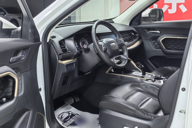 哈弗H6 2021款 1.5T 自动冠军版中控内饰7003