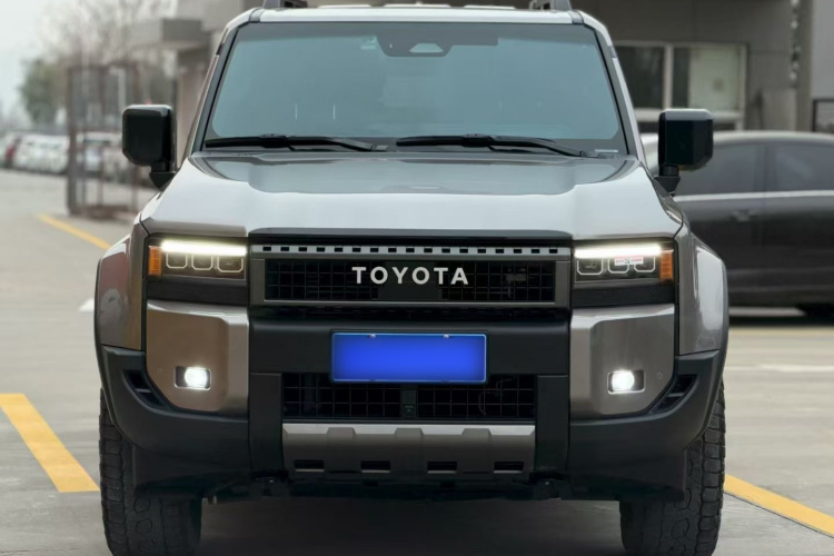 丰田 普拉多 2024款 2.4T 悍野WX版 6座车身外观6005