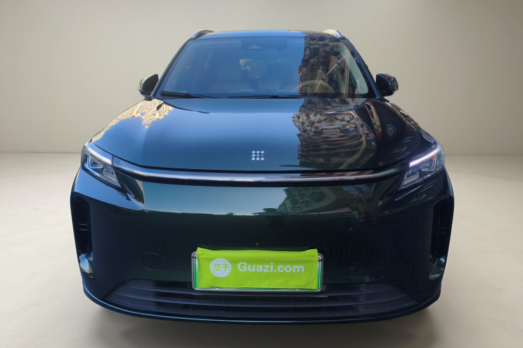 蓝电E5 PLUS 2026款 165km 长续航先享版Ultra 7座车身外观2