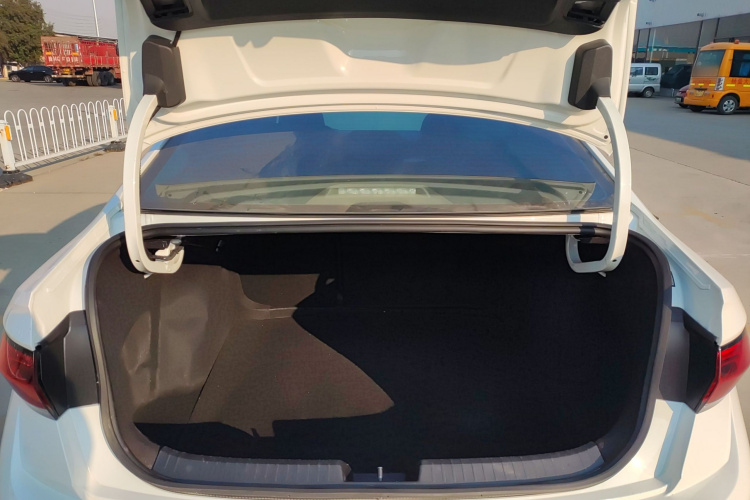 大众 速腾 2023款 300TSI DSG超越版局部细节23