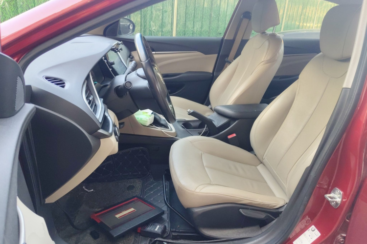 别克 英朗 2018款 15T 双离合精英型 国V局部细节19