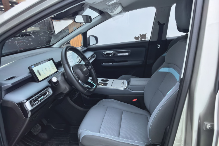 埃安 AION Y 2023款 Plus 510 乐享版车身外观6003