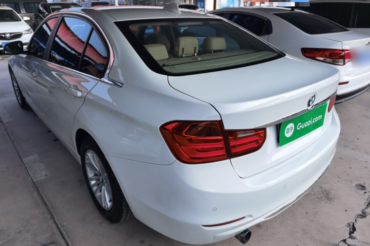 宝马3系 2013款 320Li 时尚型车身外观6010