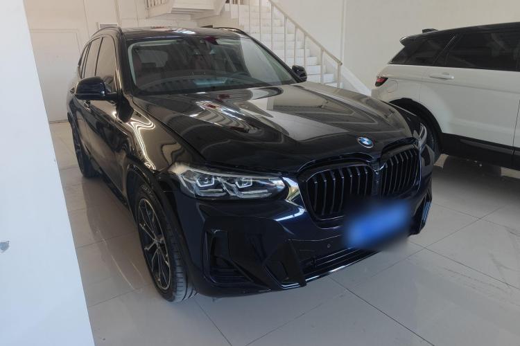 宝马X3 2023款 改款 xDrive30i 领先型 M曜夜套装车身外观3