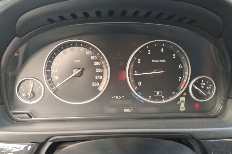 宝马5系 2014款 520Li 典雅型局部细节14