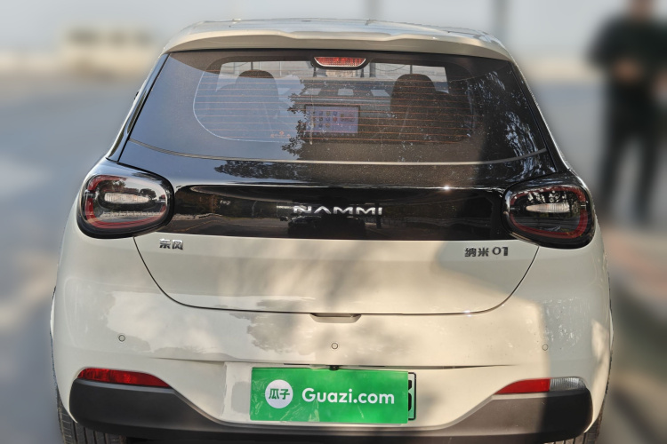 东风纳米 纳米01 2024款 焕新版 330 Plus智+车身外观6