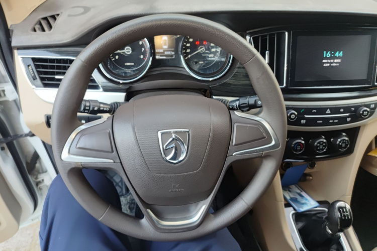 宝骏730 2016款 1.5L 手动舒适型 7座 国V局部细节13