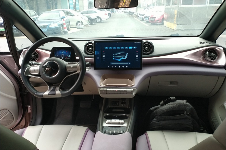 比亚迪 海豚 2021款 405km 时尚版中控内饰12