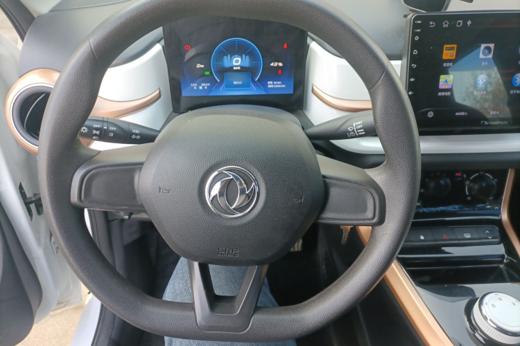 东风纳米EX1 2023款 PRO 轻风版闪电型中控内饰13