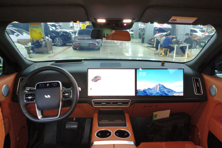 理想汽车 理想L8 2024款 Max中控内饰7002