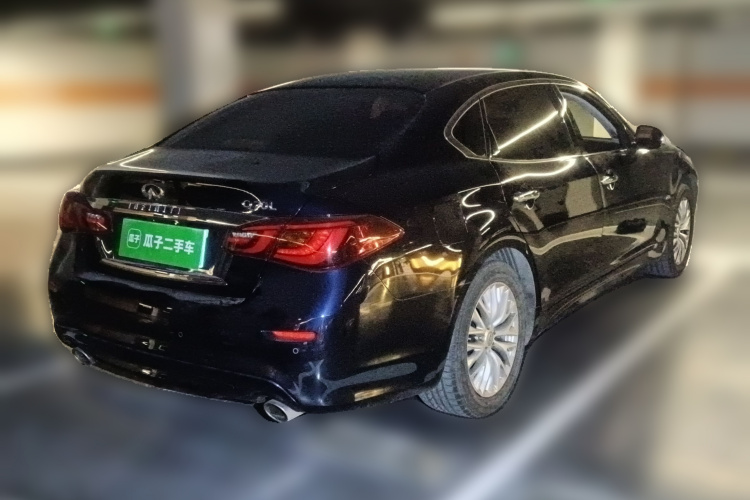 英菲尼迪Q70 2019款 Q70L 2.0T 精英版 PLUS车身外观6005