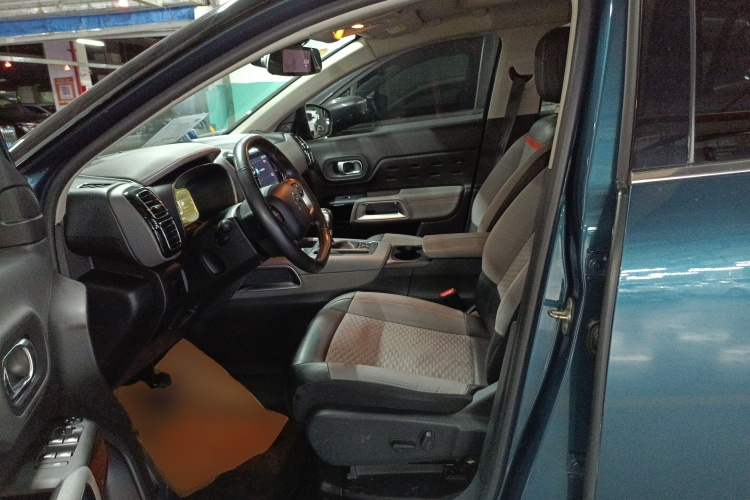 雪铁龙 天逸 C5 AIRCROSS 2017款 350THP 时尚型中控内饰19