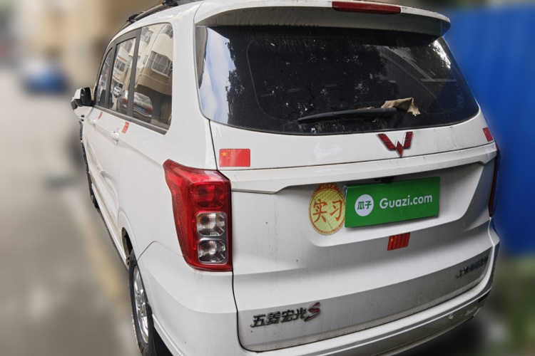 五菱汽车 五菱宏光 2018款 1.5L S舒适型L2B车身外观6003