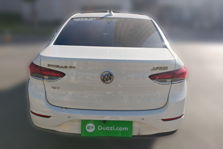 别克 英朗 2018款 18T 自动精英型车身外观6