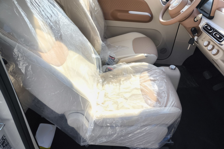 五菱汽车 宏光MINIEV 2024款 第三代 215km 青春版局部细节41