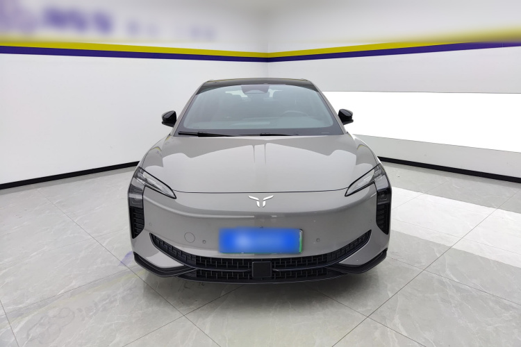 红旗EH7 2024款 690 Pro车身外观2