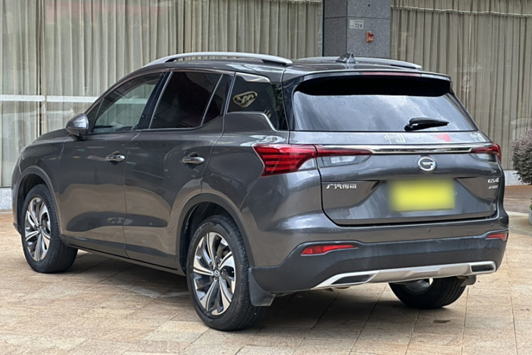 广汽传祺 传祺GS4 2021款 270T 自动科技纵享版车身外观6004