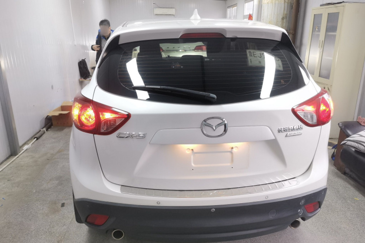 马自达CX-5 2015款 2.0L 自动两驱都市型车身外观6