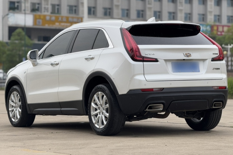 凯迪拉克XT4 2021款 28T 两驱技术型车身外观6002